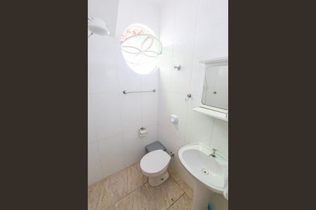 Casa para alugar com 200m², 4 quartos e 3 vagas Casa para alugar com 200m², 4 quartos e 3 vagassuite