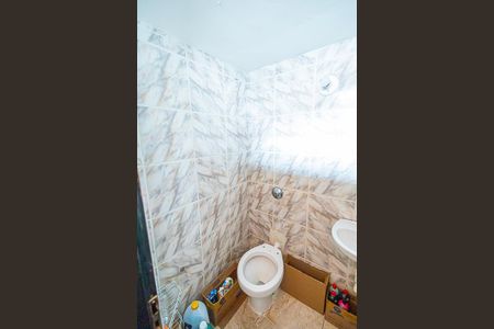Casa para alugar com 200m², 4 quartos e 3 vagas Casa para alugar com 200m², 4 quartos e 3 vagasLavabo 1