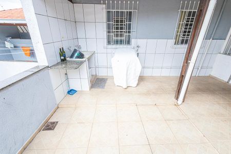 Casa para alugar com 200m², 4 quartos e 3 vagas Casa para alugar com 200m², 4 quartos e 3 vagasArea de serviço