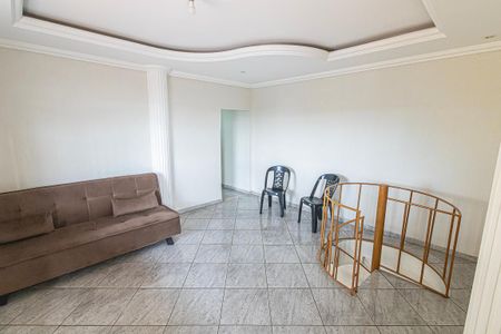 Casa para alugar com 200m², 4 quartos e 3 vagas Casa para alugar com 200m², 4 quartos e 3 vagasSala segundo andar