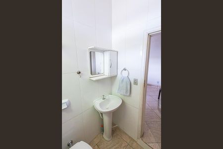 Casa para alugar com 200m², 4 quartos e 3 vagas Casa para alugar com 200m², 4 quartos e 3 vagassuite