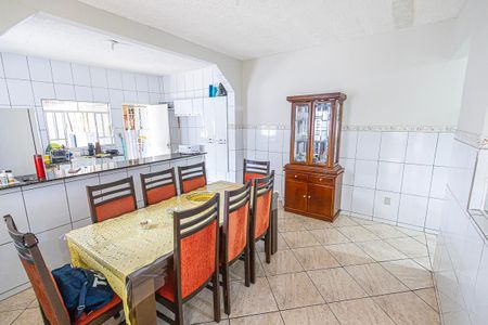 Casa para alugar com 200m², 4 quartos e 3 vagas Casa para alugar com 200m², 4 quartos e 3 vagasCopa