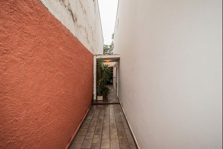 Casa para alugar com 200m², 3 quartos e 2 vagas Casa para alugar com 200m², 3 quartos e 2 vagasAcesso lateral
