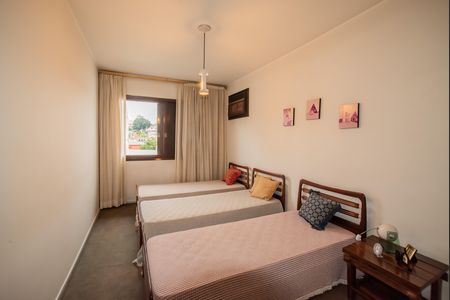 Casa para alugar com 200m², 3 quartos e 2 vagas Casa para alugar com 200m², 3 quartos e 2 vagasQuarto 1