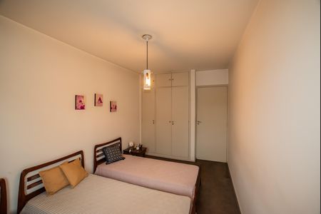 Casa para alugar com 200m², 3 quartos e 2 vagas Casa para alugar com 200m², 3 quartos e 2 vagasQuarto 1