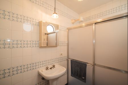 Casa para alugar com 200m², 3 quartos e 2 vagas Casa para alugar com 200m², 3 quartos e 2 vagasBanheiro da Suíte