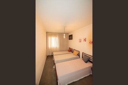 Casa para alugar com 200m², 3 quartos e 2 vagas Casa para alugar com 200m², 3 quartos e 2 vagasQuarto 1