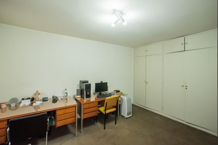 Casa para alugar com 200m², 3 quartos e 2 vagas Casa para alugar com 200m², 3 quartos e 2 vagasSuíte