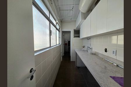 Apartamento para alugar com 180m², 2 quartos e 1 vaga Apartamento para alugar com 180m², 2 quartos e 1 vagaÁrea de Serviço