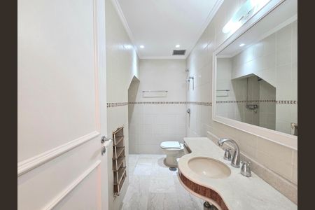 Apartamento para alugar com 180m², 2 quartos e 1 vaga Apartamento para alugar com 180m², 2 quartos e 1 vagaBanheiro Social
