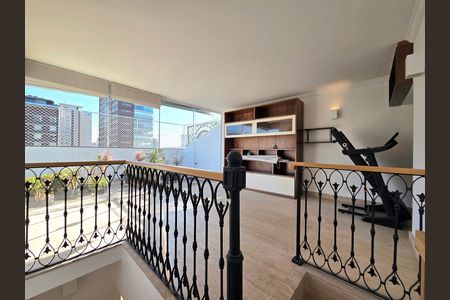 Apartamento para alugar com 180m², 2 quartos e 1 vaga Apartamento para alugar com 180m², 2 quartos e 1 vagaCobertura