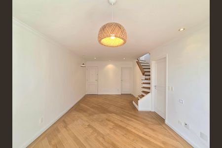 Apartamento para alugar com 180m², 2 quartos e 1 vaga Apartamento para alugar com 180m², 2 quartos e 1 vagaSala