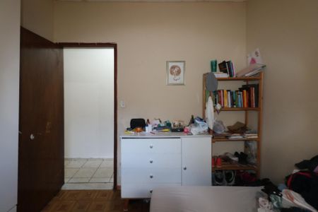Casa à venda com 186m², 2 quartos e 2 vagas Casa à venda com 186m², 2 quartos e 2 vagasQuarto 1