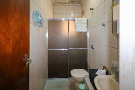 Casa à venda com 186m², 2 quartos e 2 vagas Casa à venda com 186m², 2 quartos e 2 vagasBanheiro