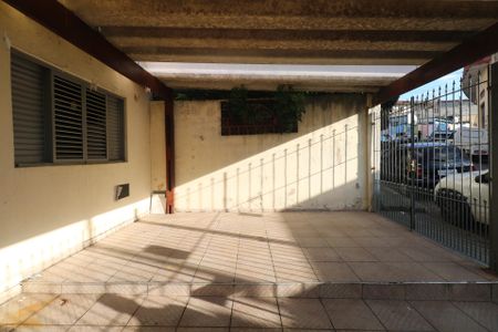 Casa à venda com 186m², 2 quartos e 2 vagas Casa à venda com 186m², 2 quartos e 2 vagasGaragem