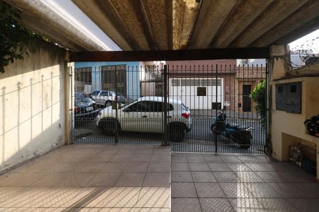 Casa à venda com 186m², 2 quartos e 2 vagas Casa à venda com 186m², 2 quartos e 2 vagasGaragem