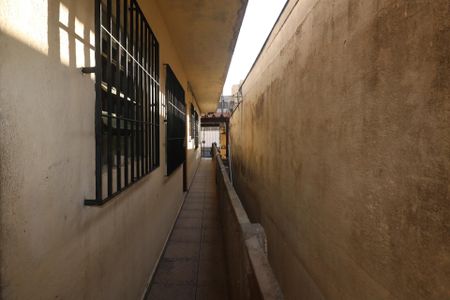 Casa à venda com 186m², 2 quartos e 2 vagas Casa à venda com 186m², 2 quartos e 2 vagasQuintal