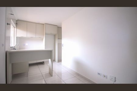 Apartamento para alugar com 38m², 2 quartos e sem vaga