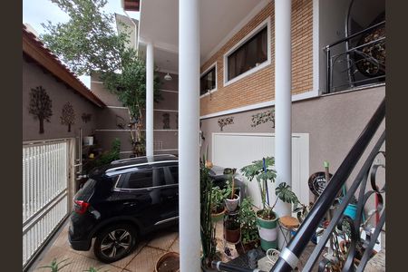 Casa à venda com 150m², 3 quartos e 4 vagasEntrada