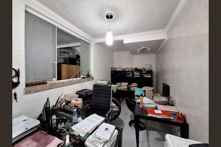 Casa à venda com 150m², 3 quartos e 4 vagasEscritório
