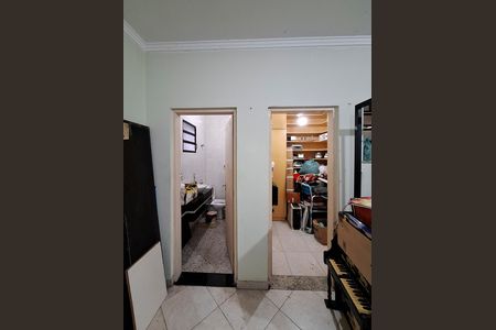 Casa à venda com 150m², 3 quartos e 4 vagasGaragem