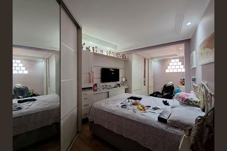 Casa à venda com 150m², 3 quartos e 4 vagasQuarto 1