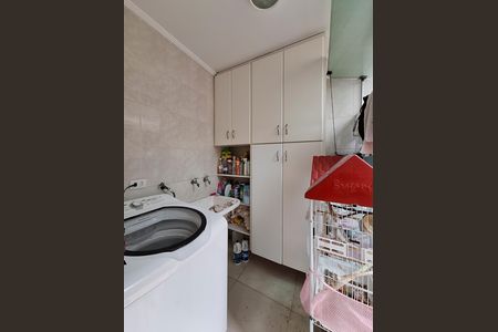 Casa à venda com 150m², 3 quartos e 4 vagasÁrea de Serviço
