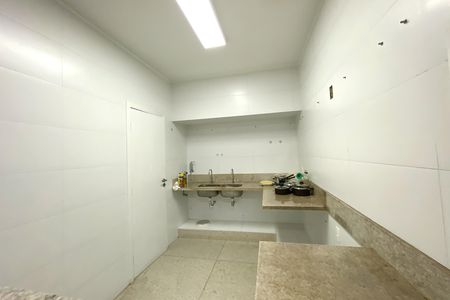 Apartamento à venda com 210m², 4 quartos e 1 vaga Apartamento à venda com 210m², 4 quartos e 1 vagaCozinha