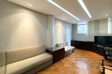 Apartamento à venda com 210m², 4 quartos e 1 vaga Apartamento à venda com 210m², 4 quartos e 1 vagaSala de Estar