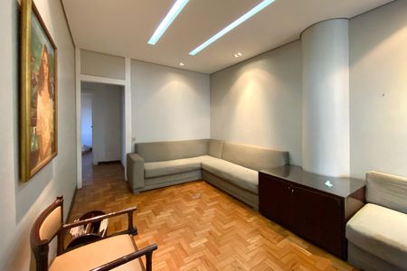 Apartamento à venda com 210m², 4 quartos e 1 vaga Apartamento à venda com 210m², 4 quartos e 1 vagaSala de Estar