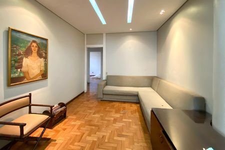 Apartamento à venda com 210m², 4 quartos e 1 vaga Apartamento à venda com 210m², 4 quartos e 1 vagaSala de Estar
