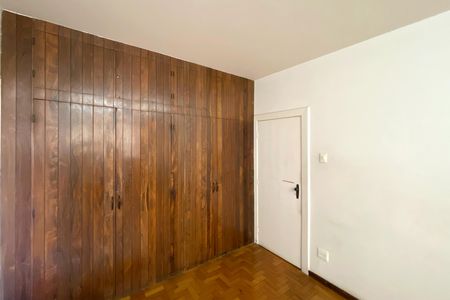 Apartamento à venda com 210m², 4 quartos e 1 vaga Apartamento à venda com 210m², 4 quartos e 1 vagaQuarto 1
