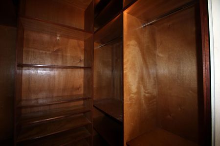 Apartamento para alugar com 70m², 2 quartos e 1 vagaCloset