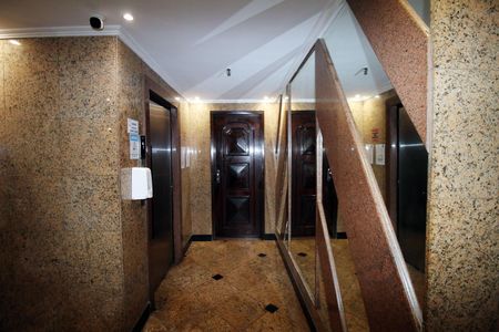 Apartamento para alugar com 70m², 2 quartos e 1 vagaÁrea comum - Elevadores