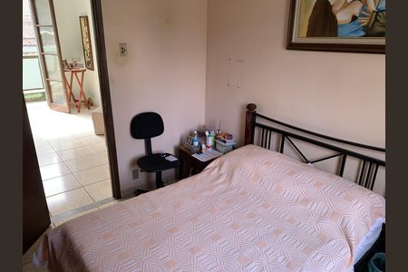 Casa à venda com 258m², 5 quartos e 2 vagasQuarto 4