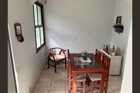 Casa à venda com 258m², 5 quartos e 2 vagasSala de Jantar