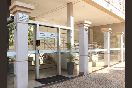 Apartamento para alugar com 61m², 2 quartos e 1 vagaFachada e portaria