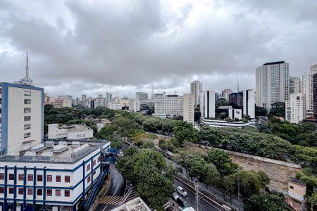 Vista do Quarto 1 de apartamento para alugar com 2 quartos, 80m² em Aclimação, São Paulo