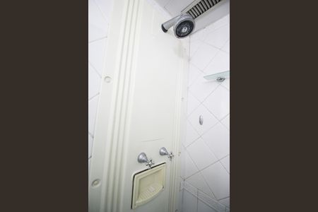 Banheiro de kitnet/studio para alugar com 1 quarto, 32m² em Vila Olímpia, São Paulo