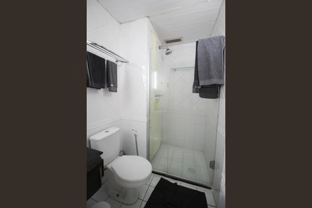Studio para alugar com 32m², 1 quarto e 1 vaga Studio para alugar com 32m², 1 quarto e 1 vagaBanheiro