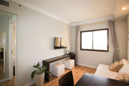 Sala de kitnet/studio para alugar com 1 quarto, 32m² em Vila Olímpia, São Paulo