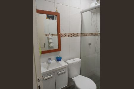 Casa à venda com 65m², 2 quartos e 1 vaga Casa à venda com 65m², 2 quartos e 1 vagaBanheiro
