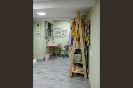 Casa à venda com 65m², 2 quartos e 1 vaga Casa à venda com 65m², 2 quartos e 1 vagaQuarto
