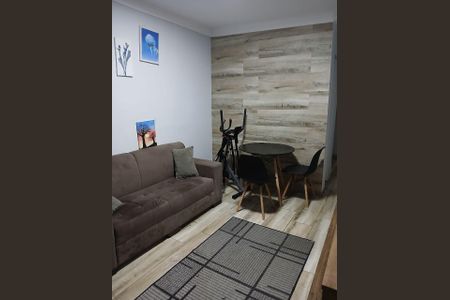 Sala de casa à venda com 2 quartos, 65m² em Itaquera, São Paulo