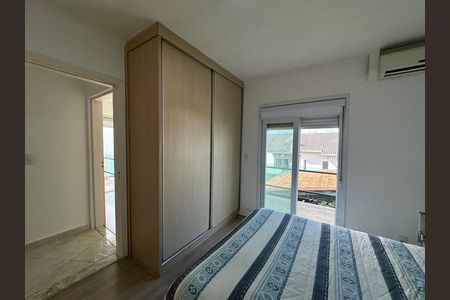 Casa de condomínio à venda com 254m², 4 quartos e 11 vagas Casa de condomínio à venda com 254m², 4 quartos e 11 vagasQuarto 1