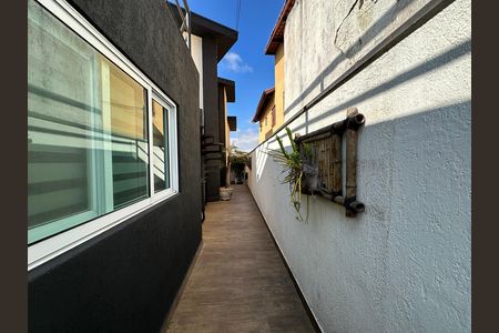 Casa de condomínio à venda com 254m², 4 quartos e 11 vagas Casa de condomínio à venda com 254m², 4 quartos e 11 vagasQuintal