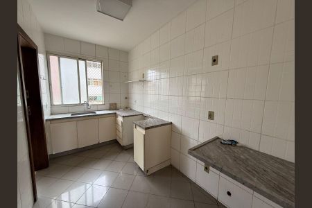 Apartamento à venda com 119m², 3 quartos e 2 vagas Apartamento à venda com 119m², 3 quartos e 2 vagasCozinha