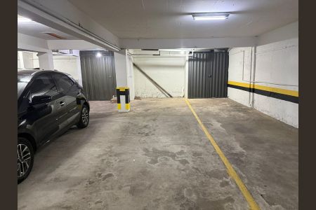Apartamento à venda com 119m², 3 quartos e 2 vagas Apartamento à venda com 119m², 3 quartos e 2 vagasGaragem