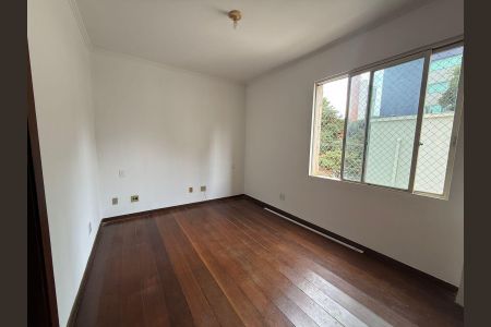 Apartamento à venda com 119m², 3 quartos e 2 vagas Apartamento à venda com 119m², 3 quartos e 2 vagasQuarto Suíte