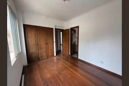 Apartamento à venda com 119m², 3 quartos e 2 vagas Apartamento à venda com 119m², 3 quartos e 2 vagasQuarto Suíte